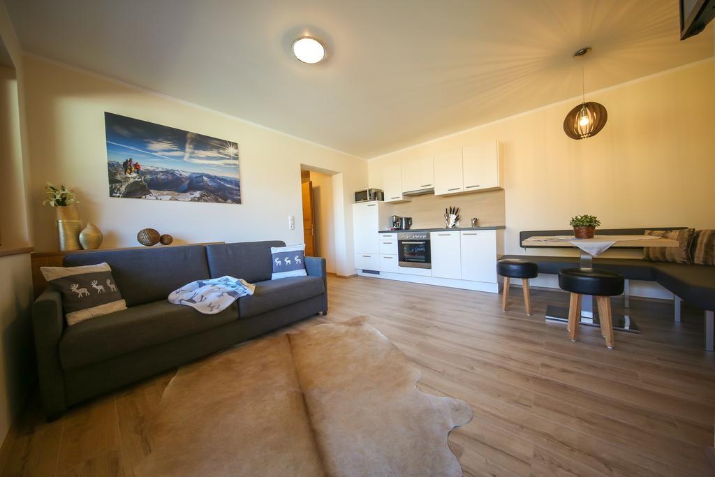 Residence Alpin Zell am Ziller Oda fotoğraf